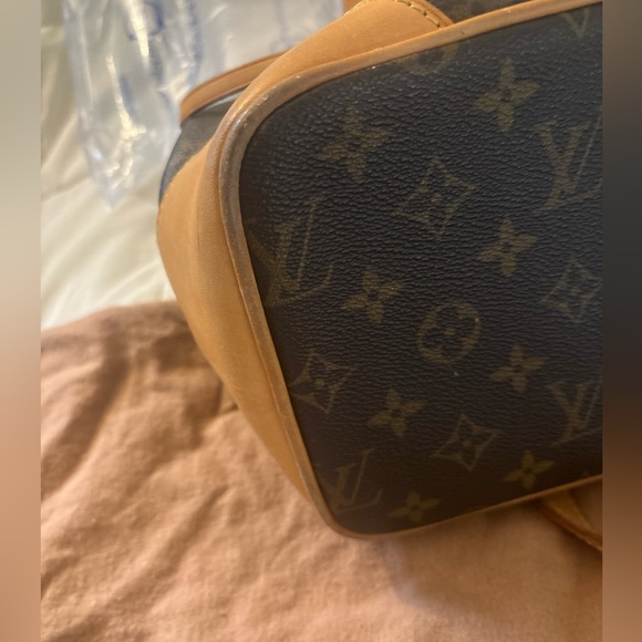 Louis Vuitton Limited Edition Monogram Canvas Riveting Bag - Picture 10 of 16
